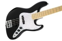 Fender USA Geddy Lee Jazz Bass Maple Fingerboard Black 0197702806 -L.A MUSIC Instruments 0197702806 gtr cntbdyright 001 nr
