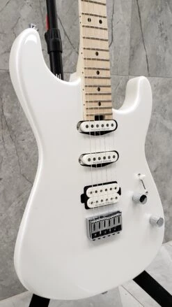 CHARVEL Pro-Mod San Dimas Style 1 HSS HT M Maple Fingerboard, Platinum Pearl 2965063576 13 CHARVEL Pro-Mod San Dimas Style 1 HSS HT M Maple Fingerboard, Platinum Pearl 2965063576 -L.A MUSIC Instruments 20220317 085445
