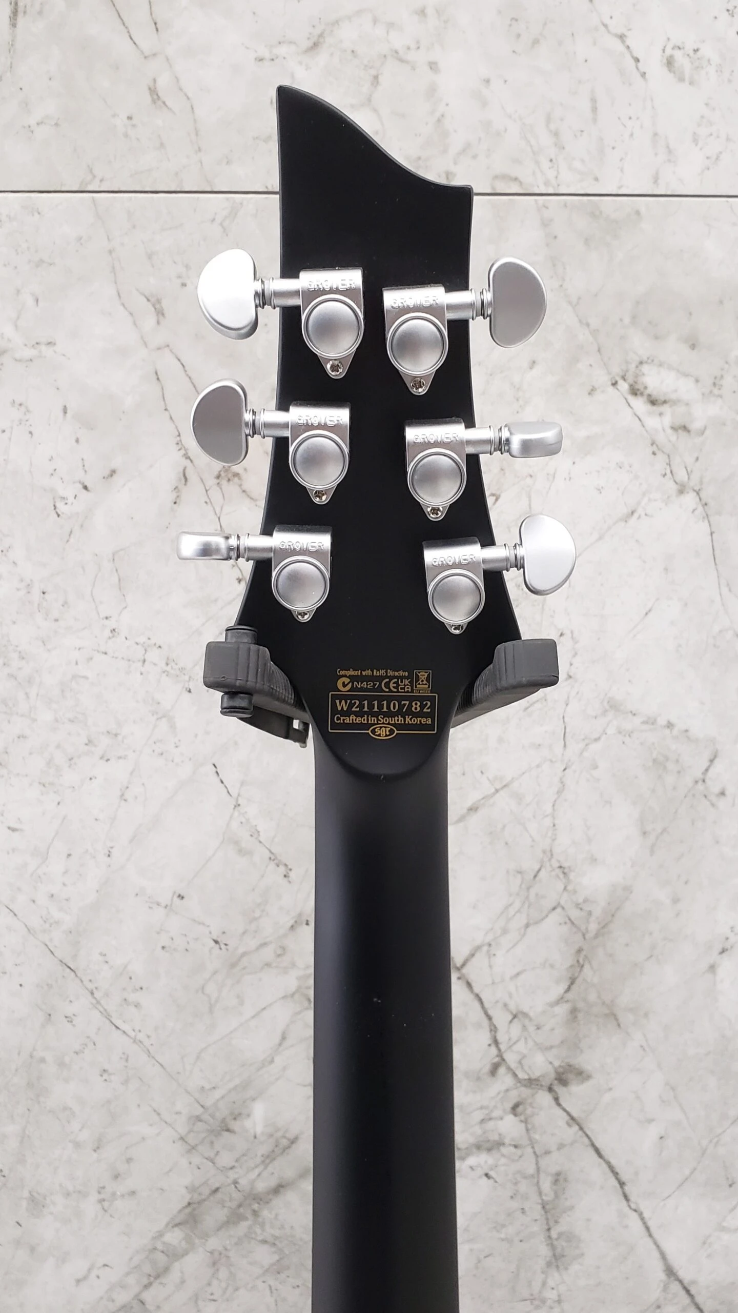 Schecter DAMIEN PLATINUM 6 FR LH SBK LEFT HANDED Satin Black Guitar With EMG 81, 85 Pickups 1184-SHC 11 Schecter DAMIEN PLATINUM 6 FR LH SBK LEFT HANDED Satin Black Guitar With EMG 81, 85 Pickups 1184-SHC - Image 11