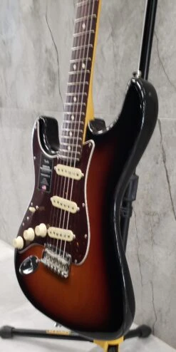 Fender American Professional II Stratocaster Left Hand Rosewood Fingerboard 3-Color Sunburst F-0113930700 -L.A MUSIC Instruments 20220929 111442