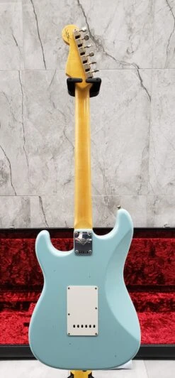 Fender Custom Shop 64 Stratocaster Journeyman Relic, Rosewood Fingerboard - Faded Aged Daphne Blue 9235001579 16 Fender Custom Shop 64 Stratocaster Journeyman Relic, Rosewood Fingerboard - Faded Aged Daphne Blue 9235001579 -L.A MUSIC Instruments 20230207 080019