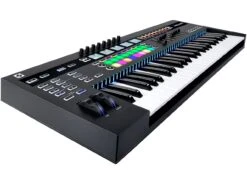 Novation 49-key SL Keyboard Controller With Semi-weighted Keys 49SL-MK3 5 Novation 49-key SL Keyboard Controller With Semi-weighted Keys 49SL-MK3 -L.A MUSIC Instruments 49SL MK3 hqw angle