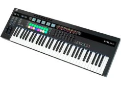 Novation 61-key SL Keyboard Controller With Semi-weighted Keys 61SL-MK3 -L.A MUSIC Instruments 61SL MK3 hqw angle