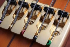 Schecter STILETTO-STU-5-LH-HSN Honey Satin 5 String Bass With EMG HZ Pickups 2780-SHC -L.A MUSIC Instruments STILETTO 20STUDIO 205 20HSN 20BRIDGE6