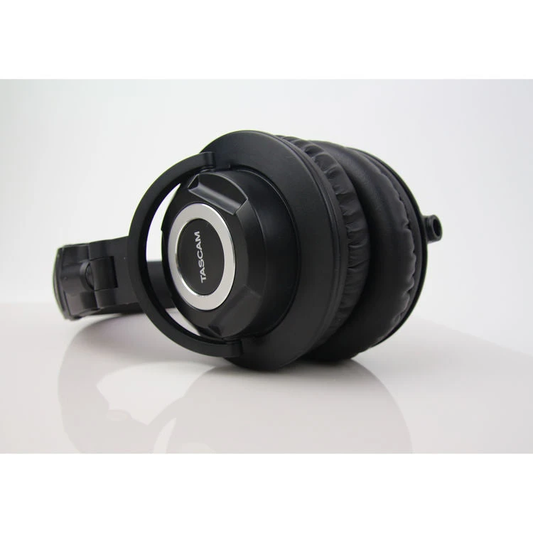 Tascam High-Definition Monitor Headphones Black TH-07-HD 3 Tascam High-Definition Monitor Headphones Black TH-07-HD - Image 3