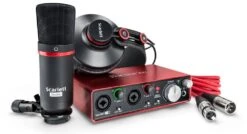 Focusrite ScarlettSoloStudioPack USB Audio Interface With CM25 Condenser Microphone And HP60 Headphones