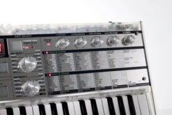 Korg LIMITED EDITION CRYSTAL Compact Analog Modeling Synthesizer With 8-band Vocoder And Microphone MICROKORGCR -L.A MUSIC Instruments microKORG CR snap1