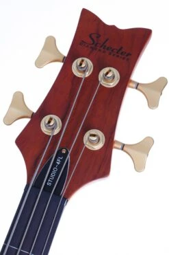 Schecter STILETTO-STU-4-FL-LH-HSN Honey Satin 4 String Bass Fretless With EMG HZ Pickups SCH-2765 6 Schecter STILETTO-STU-4-FL-LH-HSN Honey Satin 4 String Bass Fretless With EMG HZ Pickups SCH-2765 -L.A MUSIC Instruments stiletto studio 4 hsn fl headstock highres2